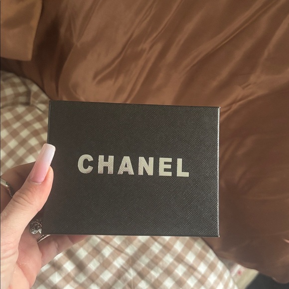 CHANEL LEATHER WALLET - Picture 9 of 10